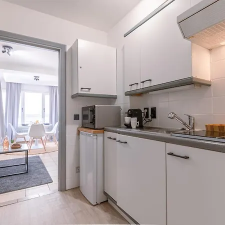 Cosy With Lateral Seaview * Blankenberge