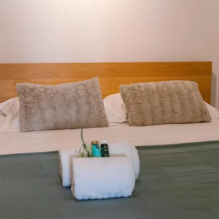 Cosy With Lateral Seaview *